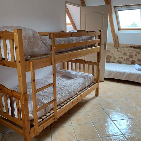 Cafe De La Place Gite & Chambres D'Hotes "Lou Pastre" Lanuéjols Eksteriør bilde
